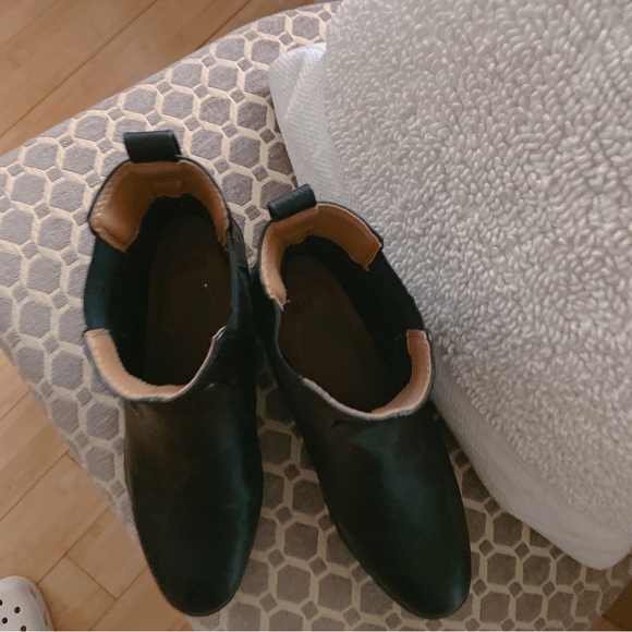 H&M Black Faux Leather Ankle Boots Womens Size 8.5 - Picture 4 of 8